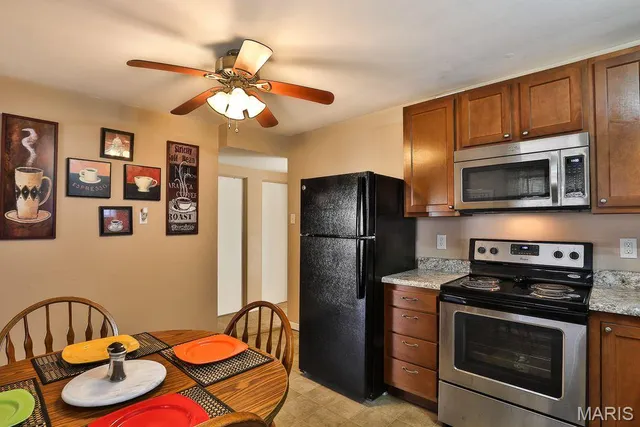 $223,000 | 326 East Glendale Road, Webster Groves, MO 63119