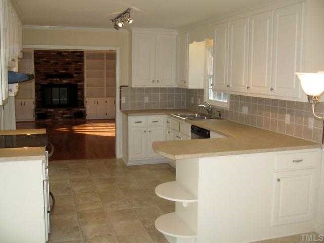 2212 Thunder Road Durham, NC 27712 - Photo 4 of 12 Gallery Image 4