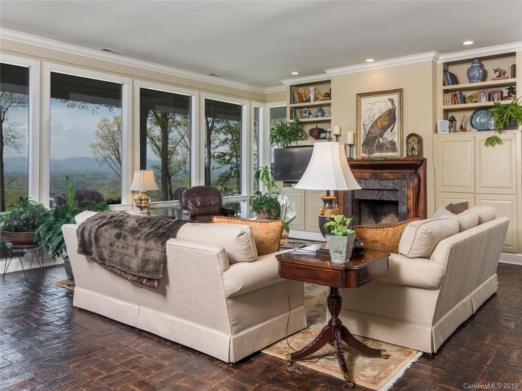 58 Running Ridge Road Asheville, NC 28804 - Photo 13 of 36 Gallery Image 13