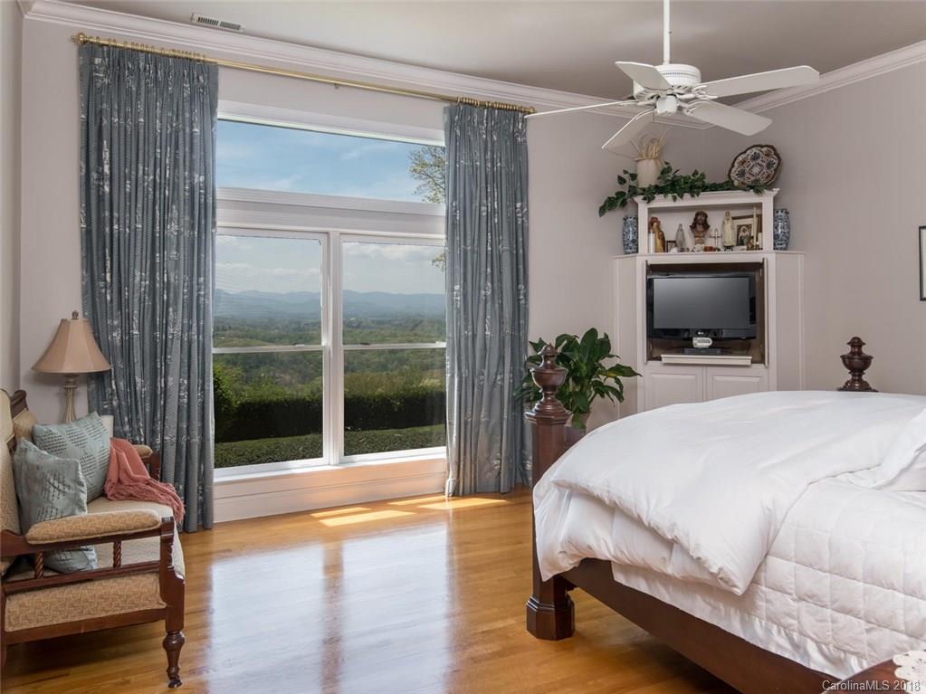 58 Running Ridge Road Asheville, NC 28804 - Photo 23 of 36 Gallery Image 23