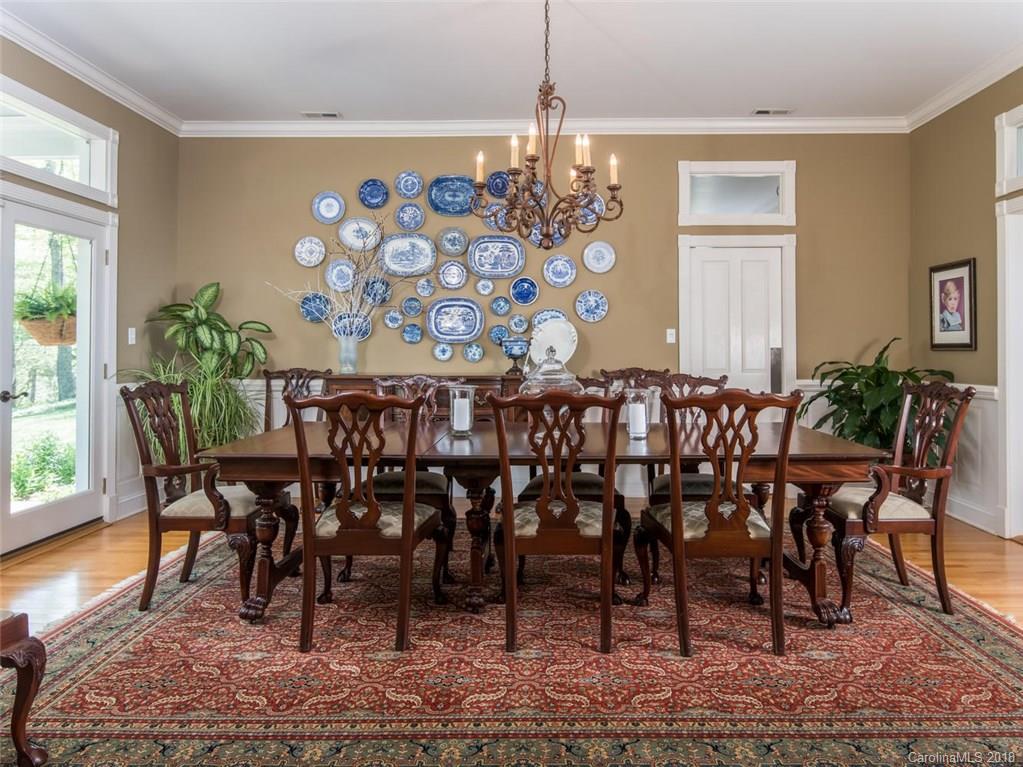 58 Running Ridge Road Asheville, NC 28804 - Photo 10 of 36 Gallery Image 10