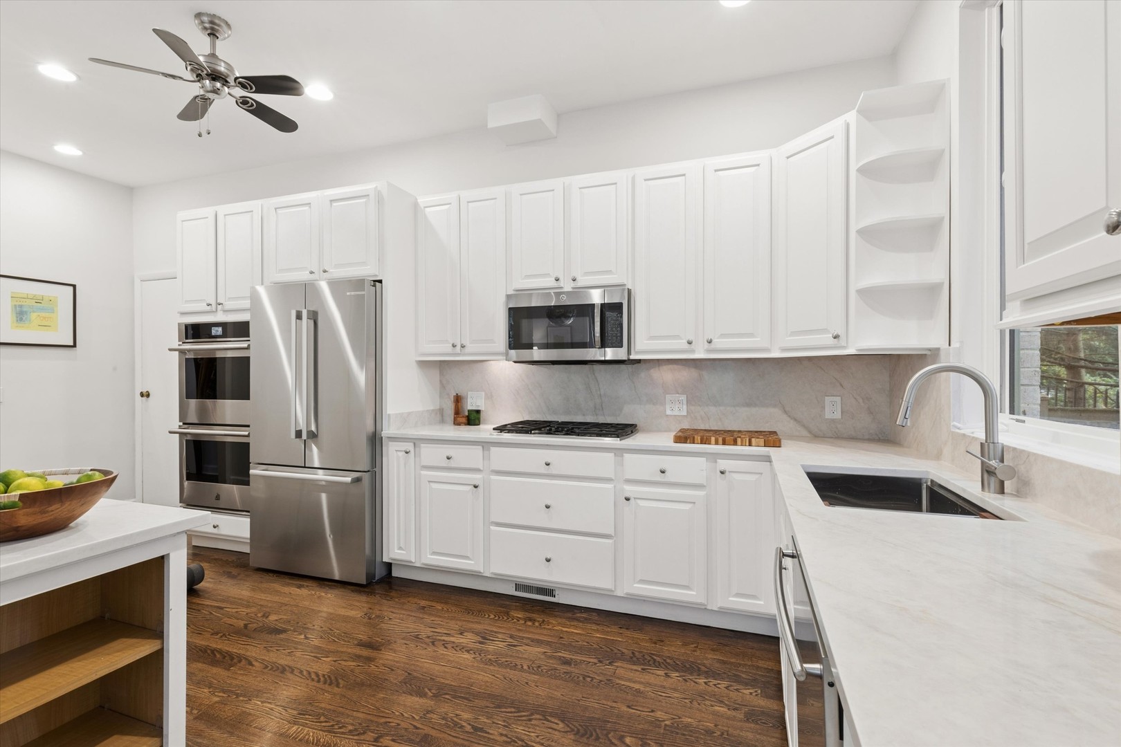 1111 Ridge Avenue Evanston, IL 60202 - Photo 11 of 41 Gallery Image 11