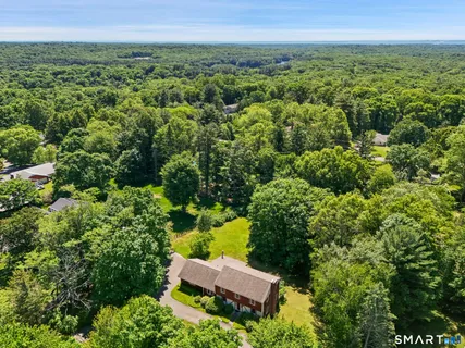 $899,000 | 170 Sky Meadow Drive, Stamford, CT 06903