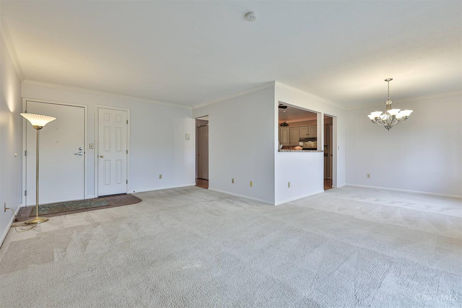 5654 Bridgetown Road, Unit 25 Cincinnati, OH 45248 - Photo 7 of 35 Gallery Image 7