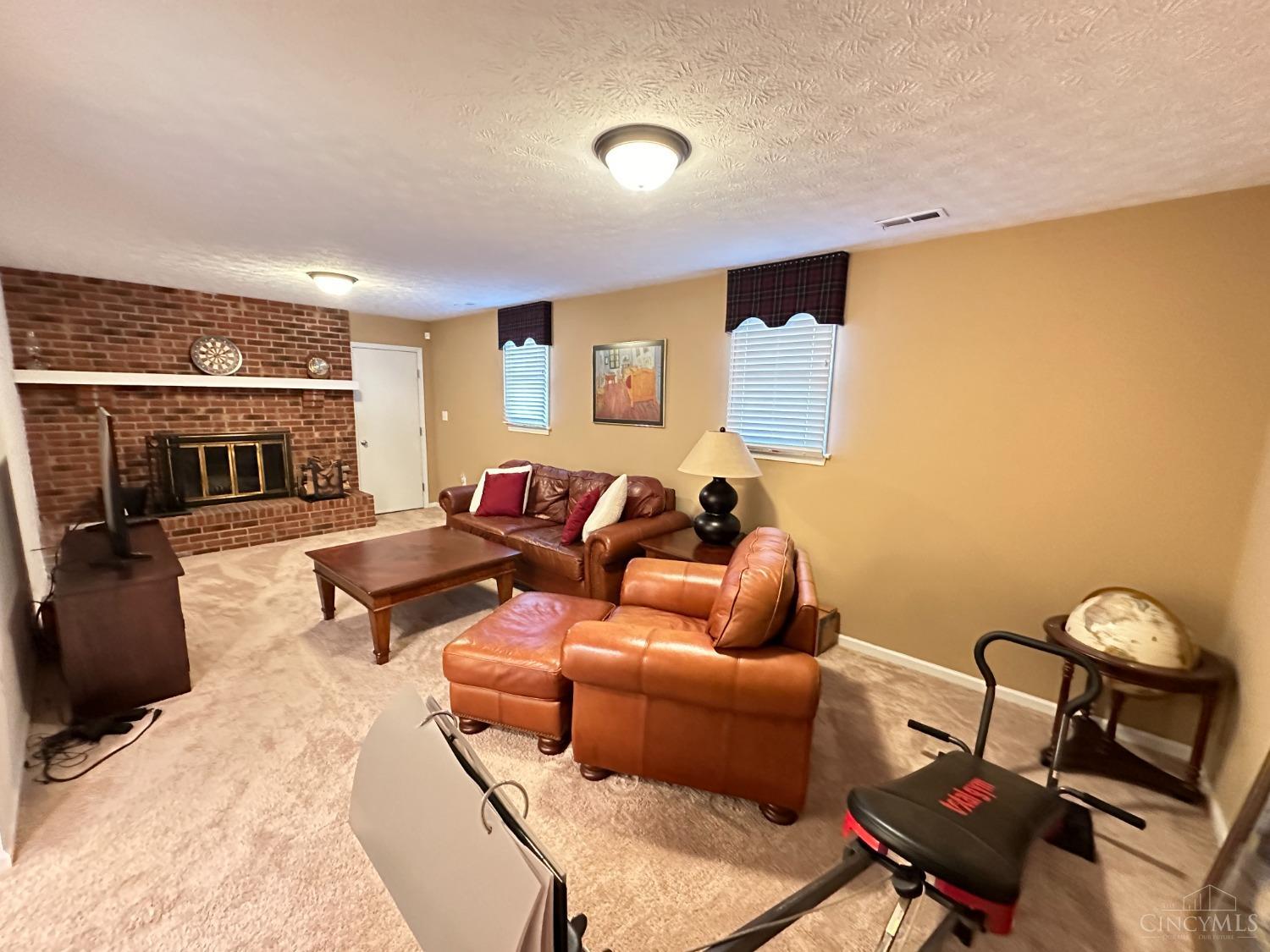 1282 Ridge Road Wilmington, OH 45177 - Photo 12 of 28 Gallery Image 12