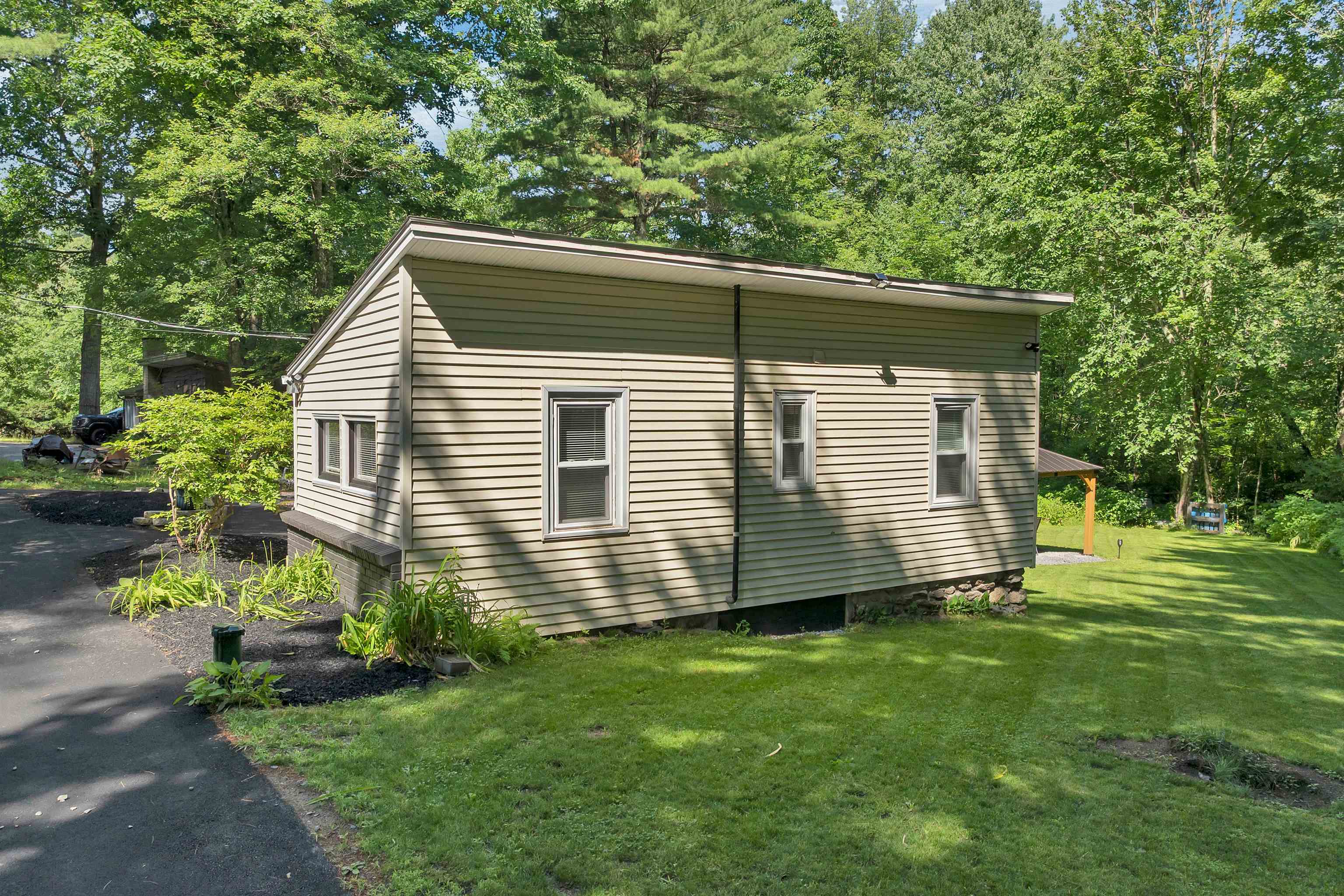 31 Ministerial Road Windham, NH 03087 - Photo 26 of 50