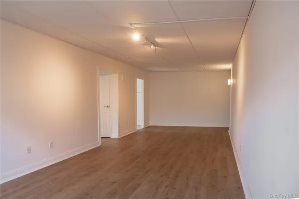 $2,500 | 1 Consulate Drive, Unit 2K, Tuckahoe, NY 10707