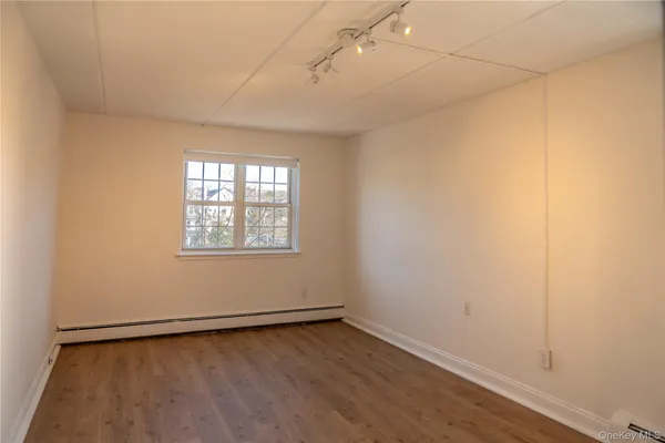 $2,500 | 1 Consulate Drive, Unit 2K, Tuckahoe, NY 10707