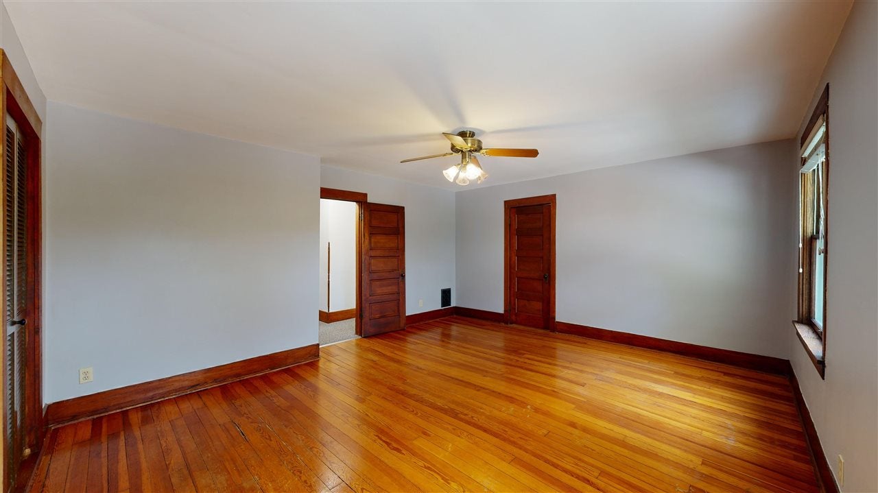 1128 Rochester Avenue Iowa City, IA 52245 - Photo 19 of 39 Gallery Image 19