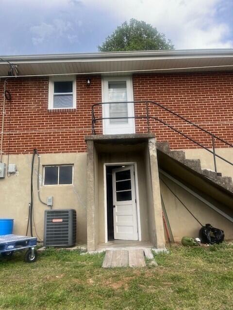 1832 Malvern Road Southwest Roanoke, VA 24015 - Photo 5 of 30 04