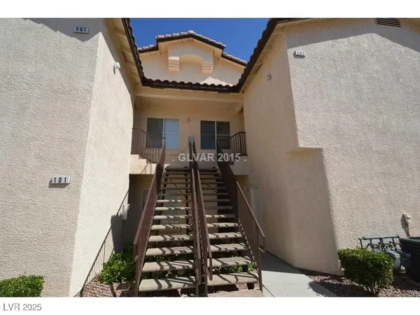 $1,599 | 4970 Black Bear Road, Unit 202, Las Vegas, NV 89149