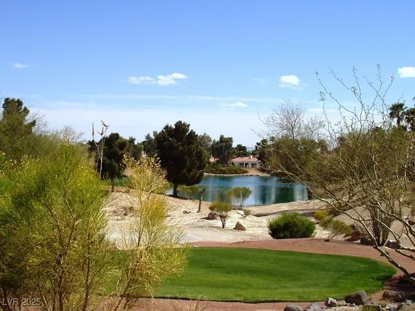 $1,599 | 4970 Black Bear Road, Unit 202, Las Vegas, NV 89149