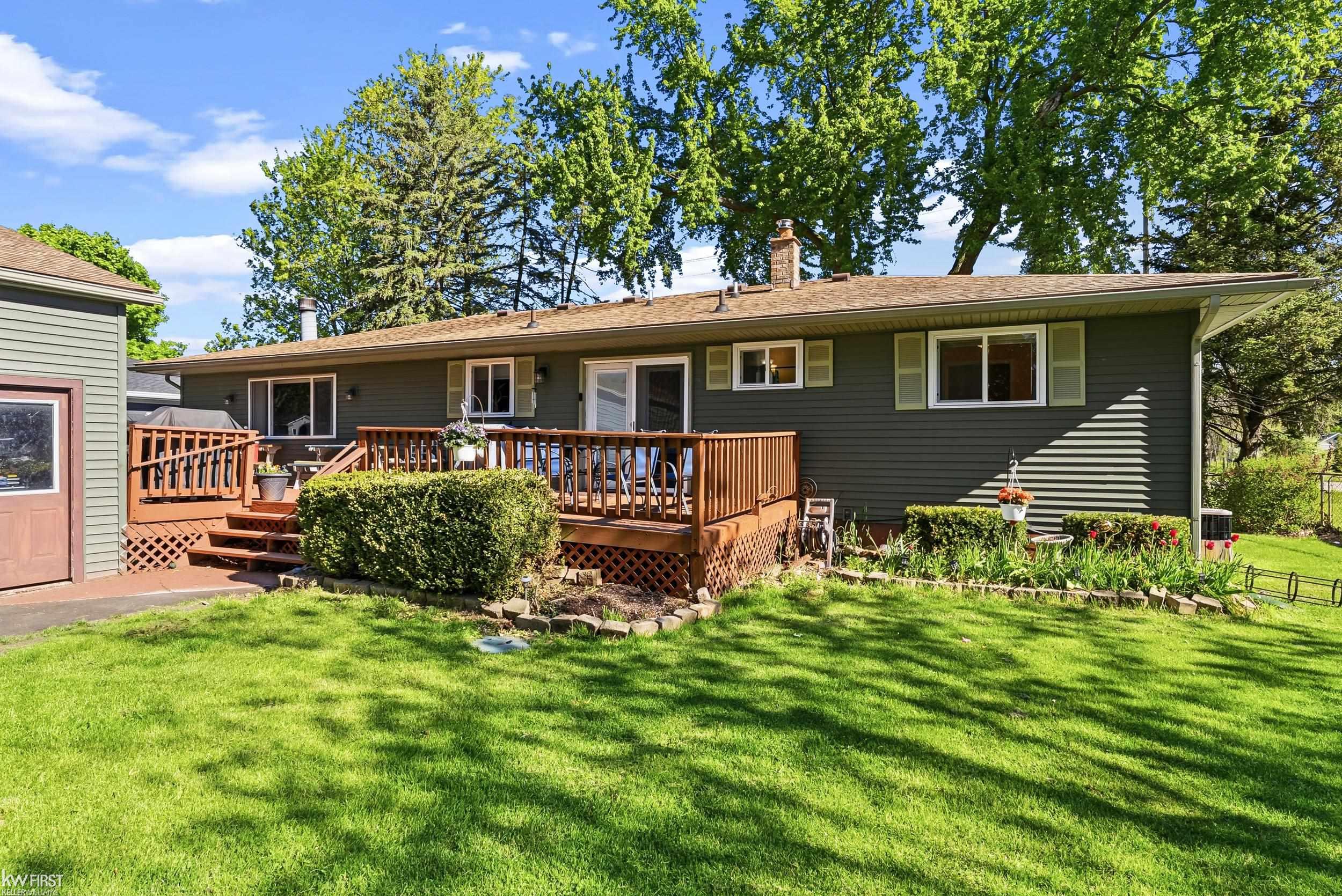 4271 Highland Road Milford, MI 48380 - Photo 8 of 48