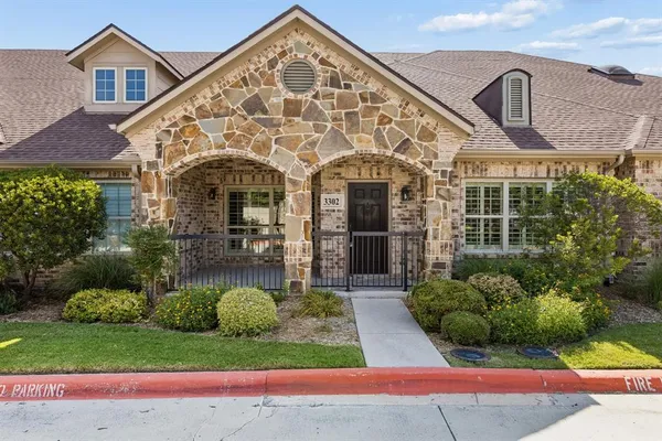 $340,000 | 3075 Willow Grove Boulevard, Unit 3302, McKinney, TX 75070