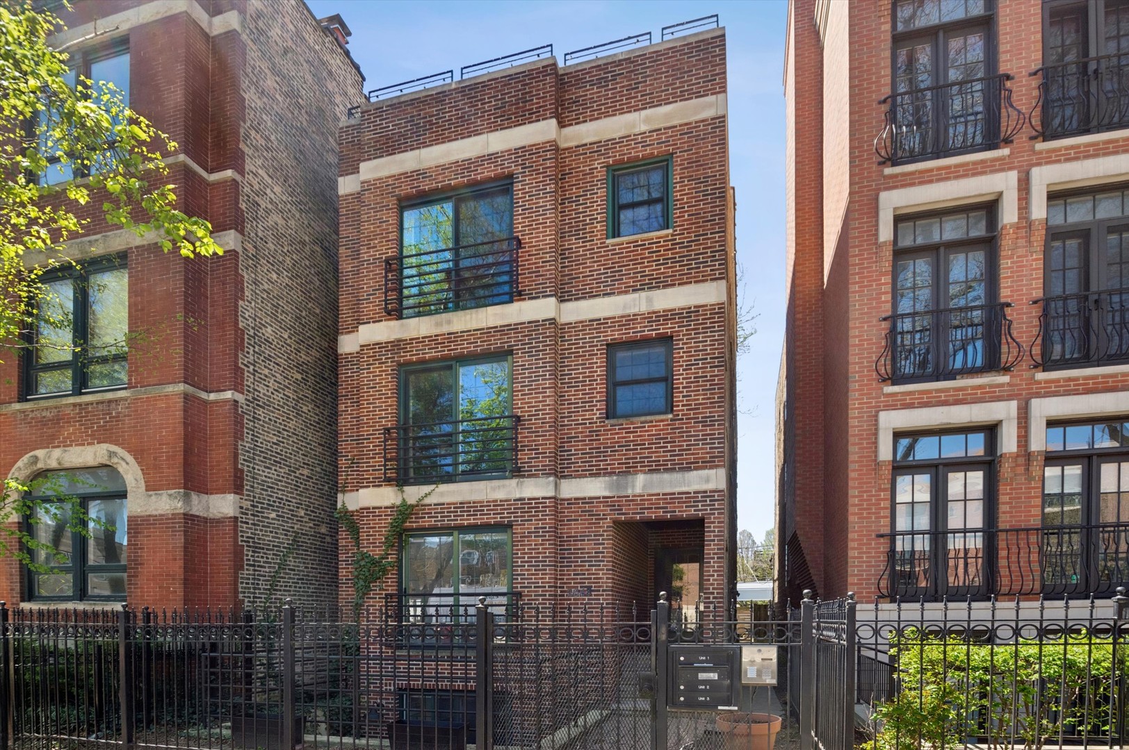 2648 North Seminary Avenue, Unit 2 Chicago, IL 60614 - Photo 2 of 20