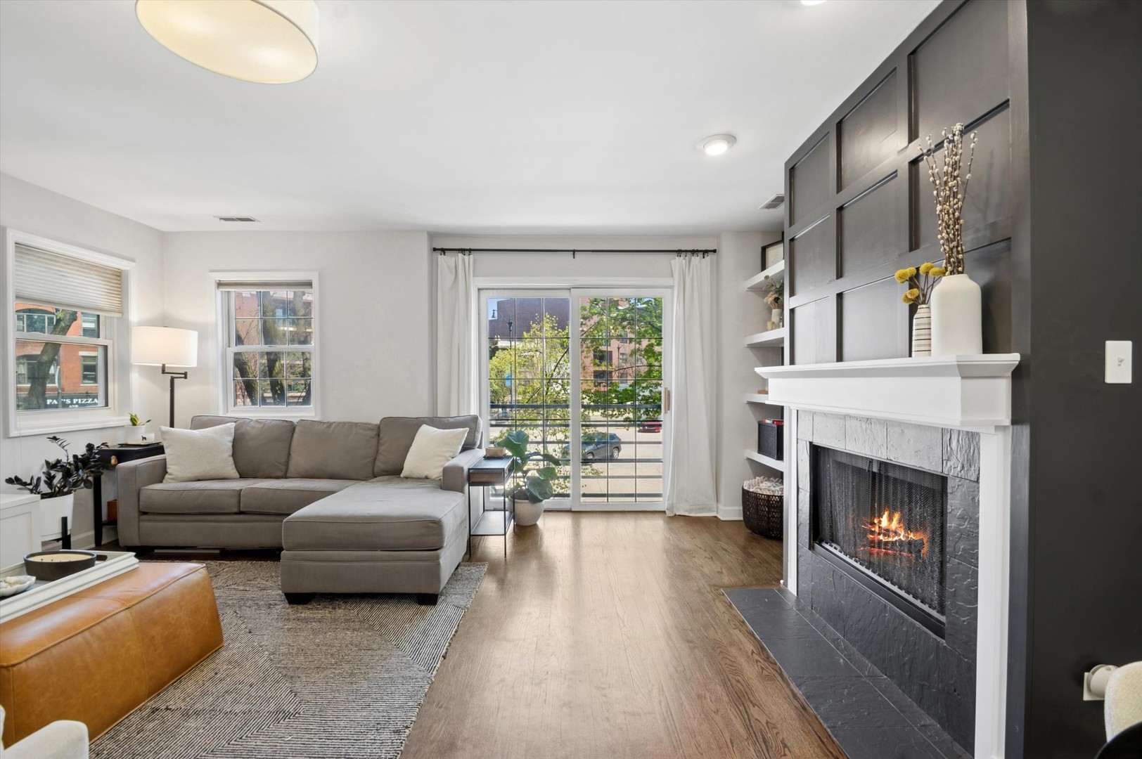 2648 North Seminary Avenue, Unit 2 Chicago, IL 60614 - Photo 3 of 20
