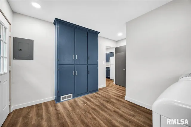 $159,900 | 2003 South Mahark Lane, Peoria, IL 61607