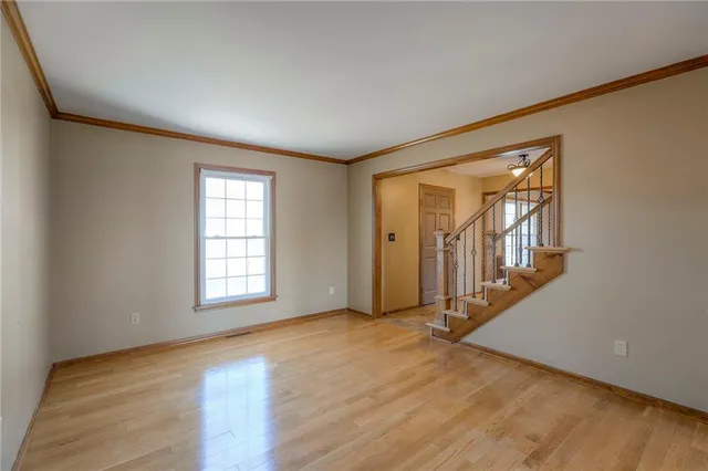 $389,900 | 1023 Southeast Timbercreek Lane, Lee's Summit, MO 64081