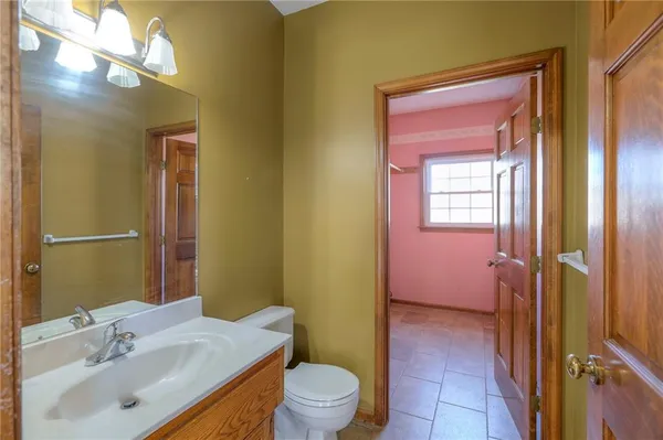 $359,900 | 1023 Southeast Timbercreek Lane, Lee's Summit, MO 64081