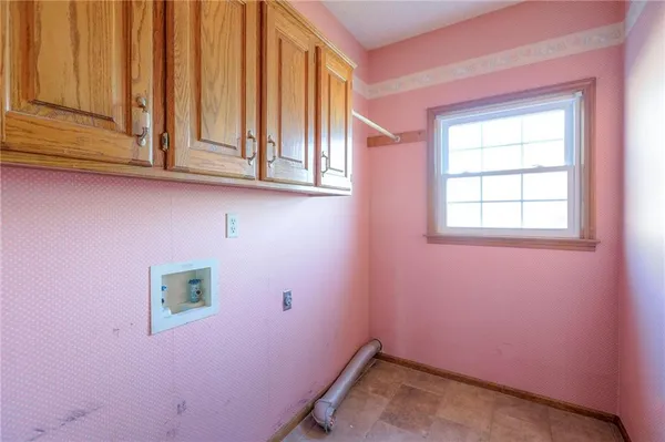 $359,900 | 1023 Southeast Timbercreek Lane, Lee's Summit, MO 64081