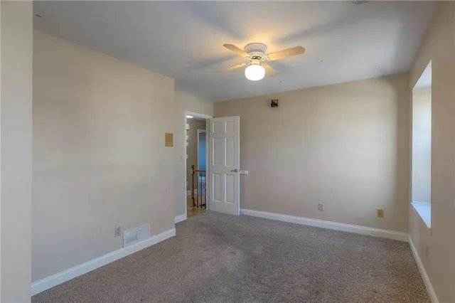 $389,900 | 1023 Southeast Timbercreek Lane, Lee's Summit, MO 64081