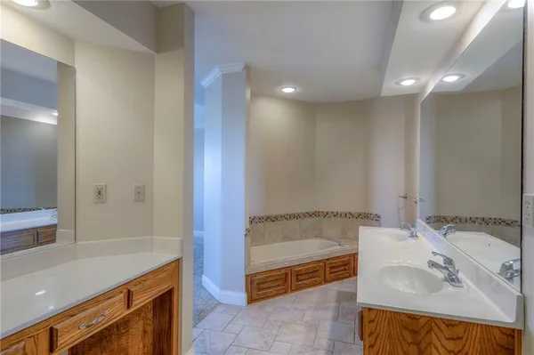 $359,900 | 1023 Southeast Timbercreek Lane, Lee's Summit, MO 64081