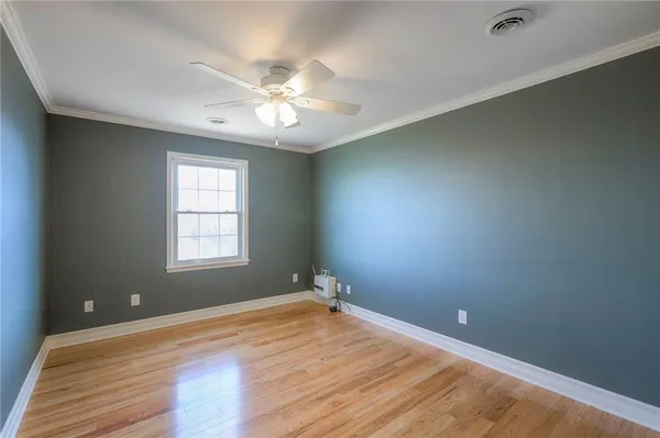 $359,900 | 1023 Southeast Timbercreek Lane, Lee's Summit, MO 64081