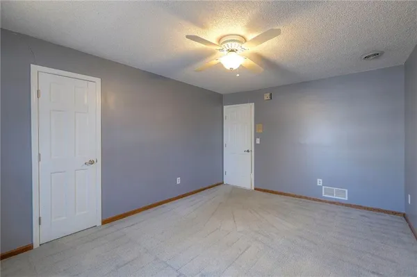 $359,900 | 1023 Southeast Timbercreek Lane, Lee's Summit, MO 64081