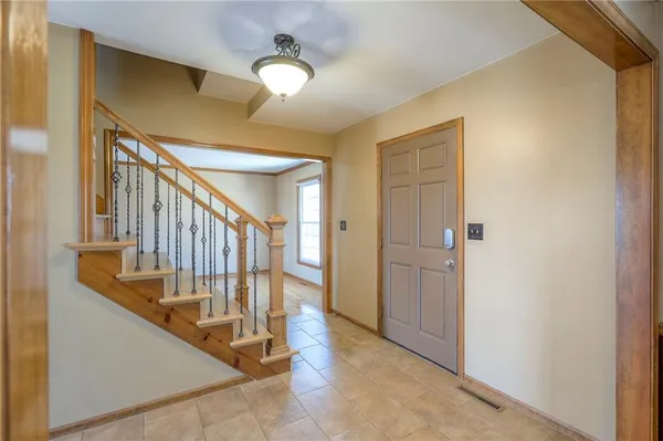 $359,900 | 1023 Southeast Timbercreek Lane, Lee's Summit, MO 64081