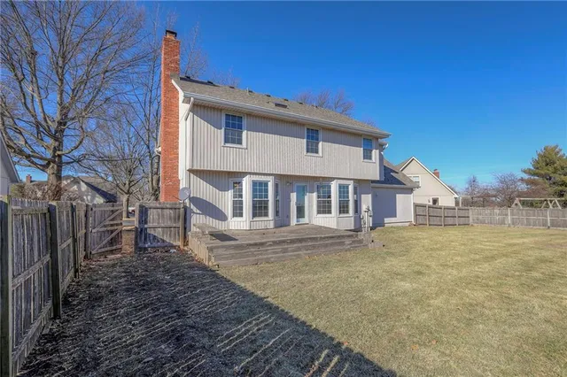 $389,900 | 1023 Southeast Timbercreek Lane, Lee's Summit, MO 64081