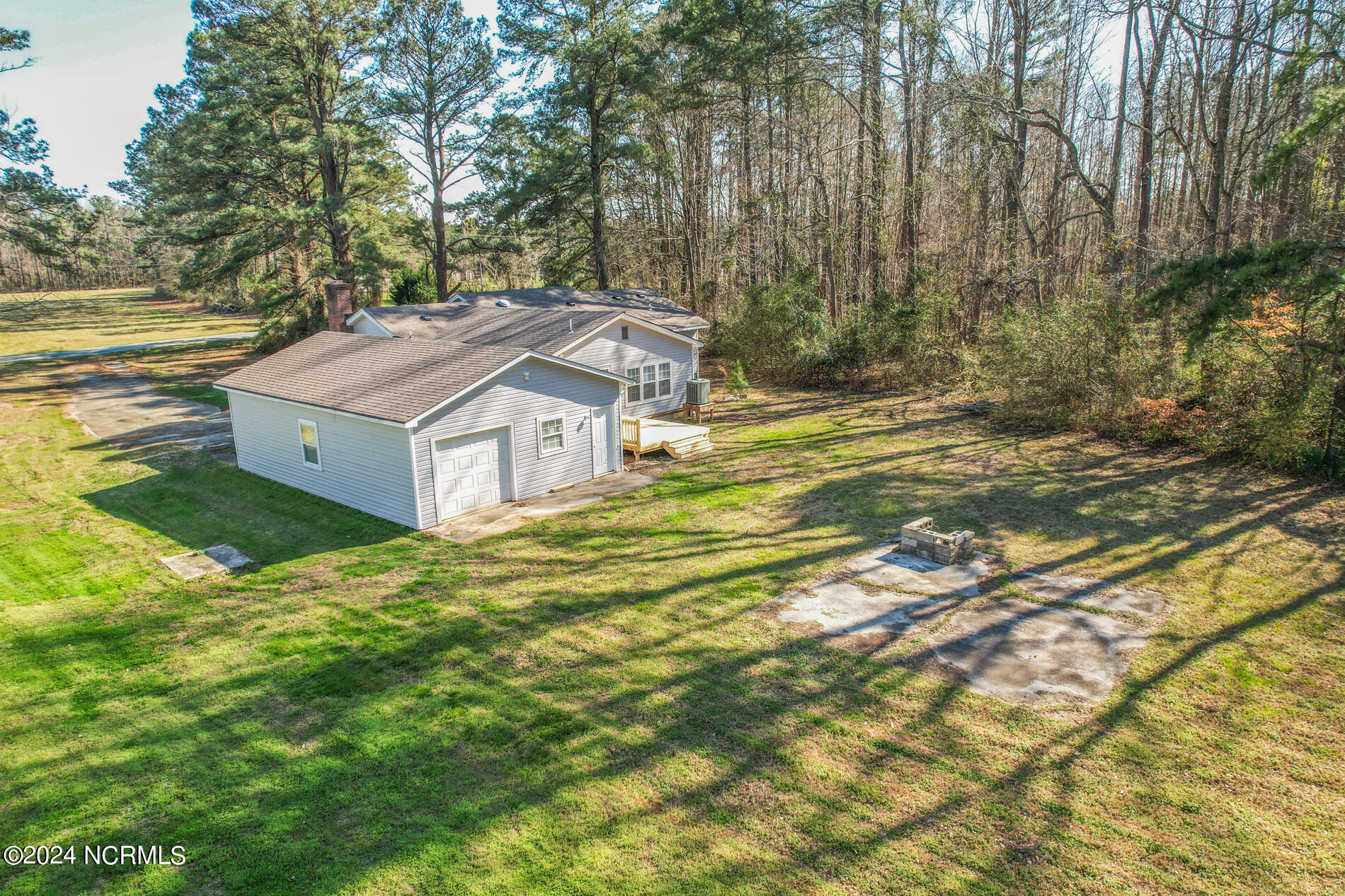 324 Northwest Backwoods Road Moyock, NC 27958 - Photo 6 of 43 324 Backwoods-8