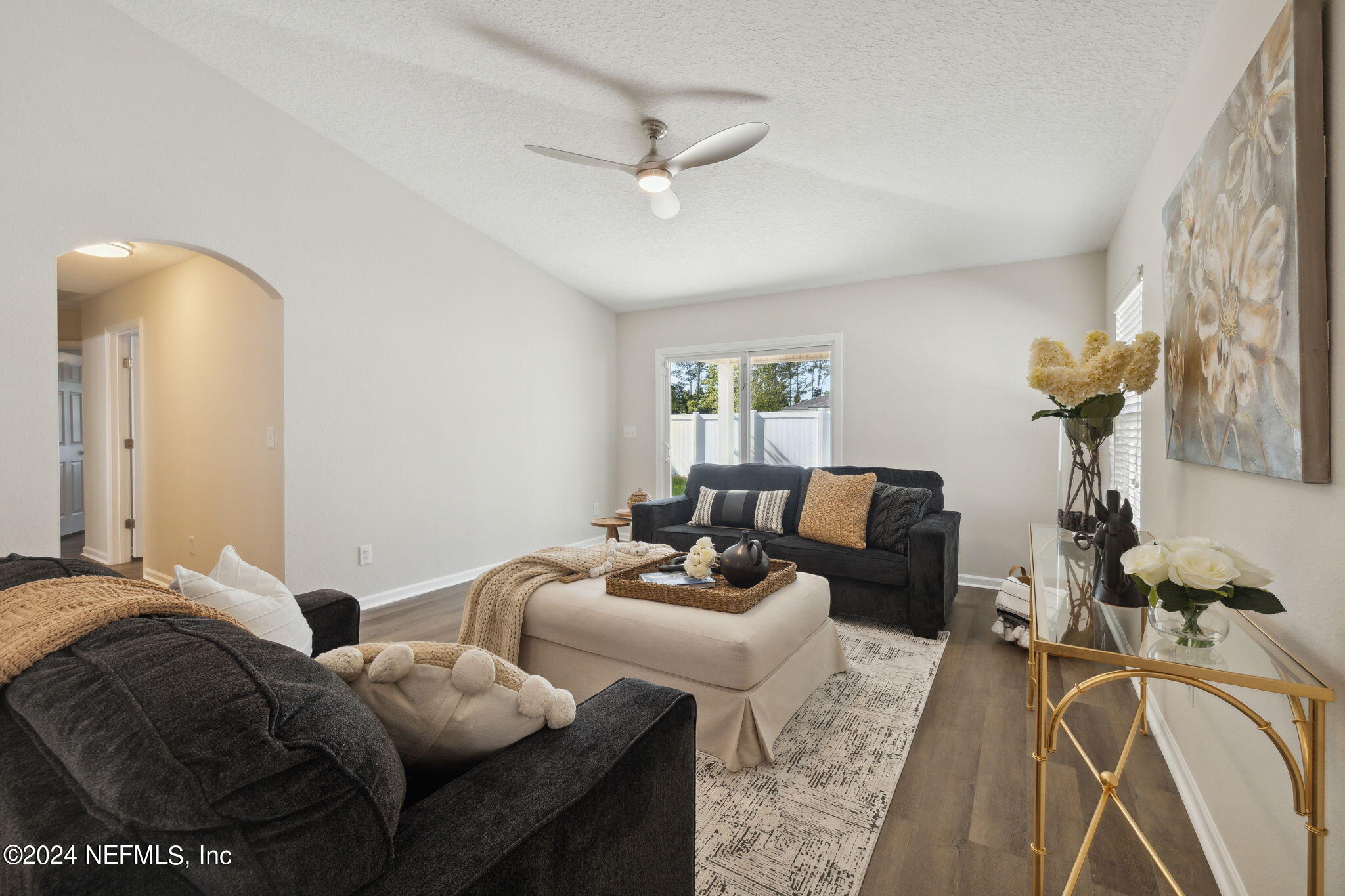 5784 Royalty Road Jacksonville, FL 32254 - Photo 13 of 54 Family Room