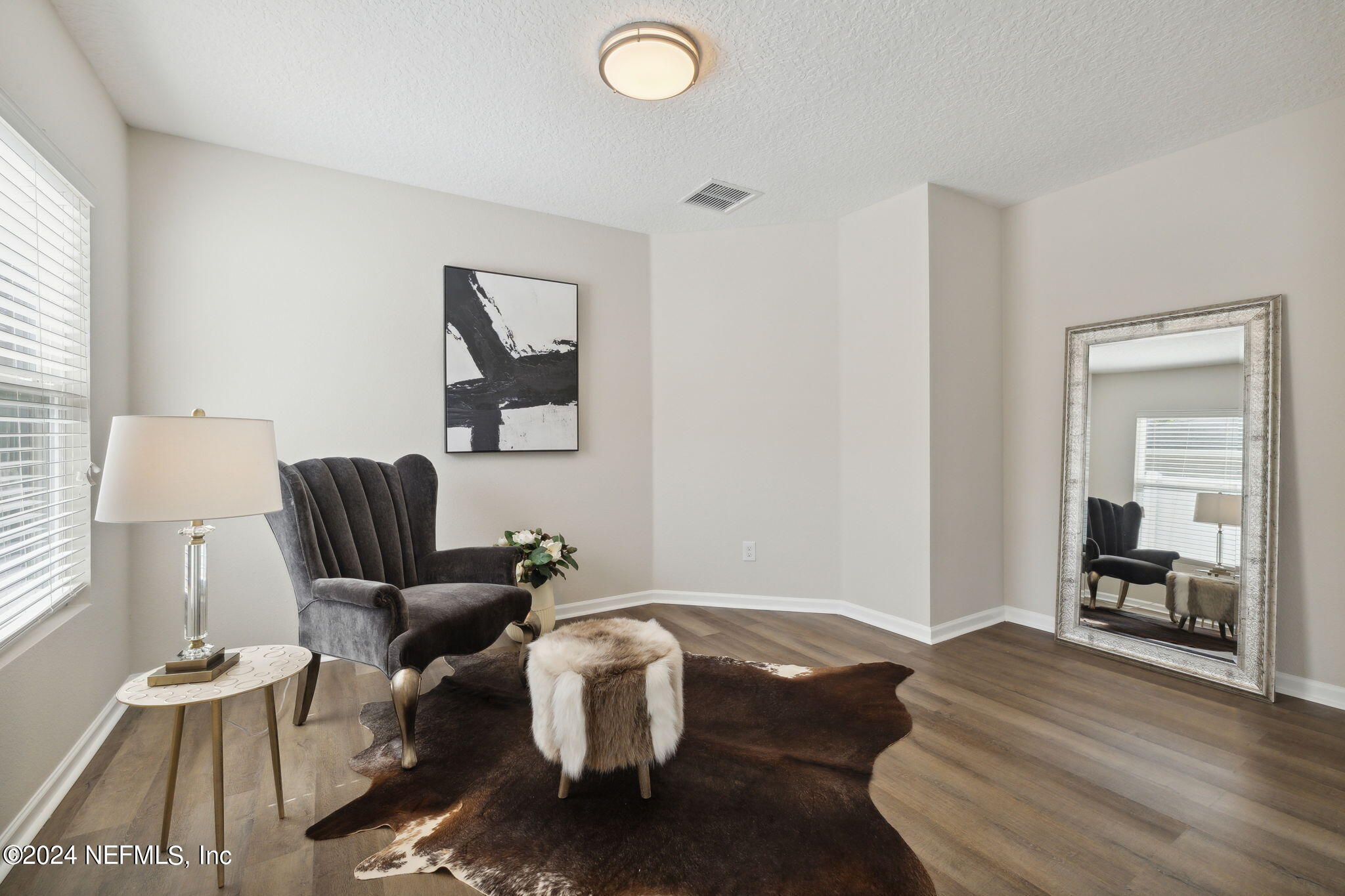 5784 Royalty Road Jacksonville, FL 32254 - Photo 29 of 54 Master Bedroom Seating Area