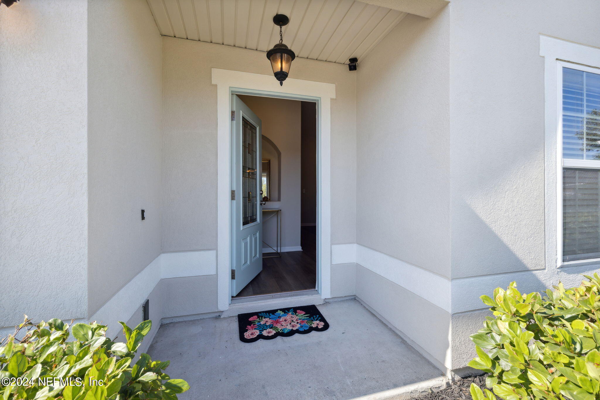 5784 Royalty Road Jacksonville, FL 32254 - Photo 7 of 54 Come on in...