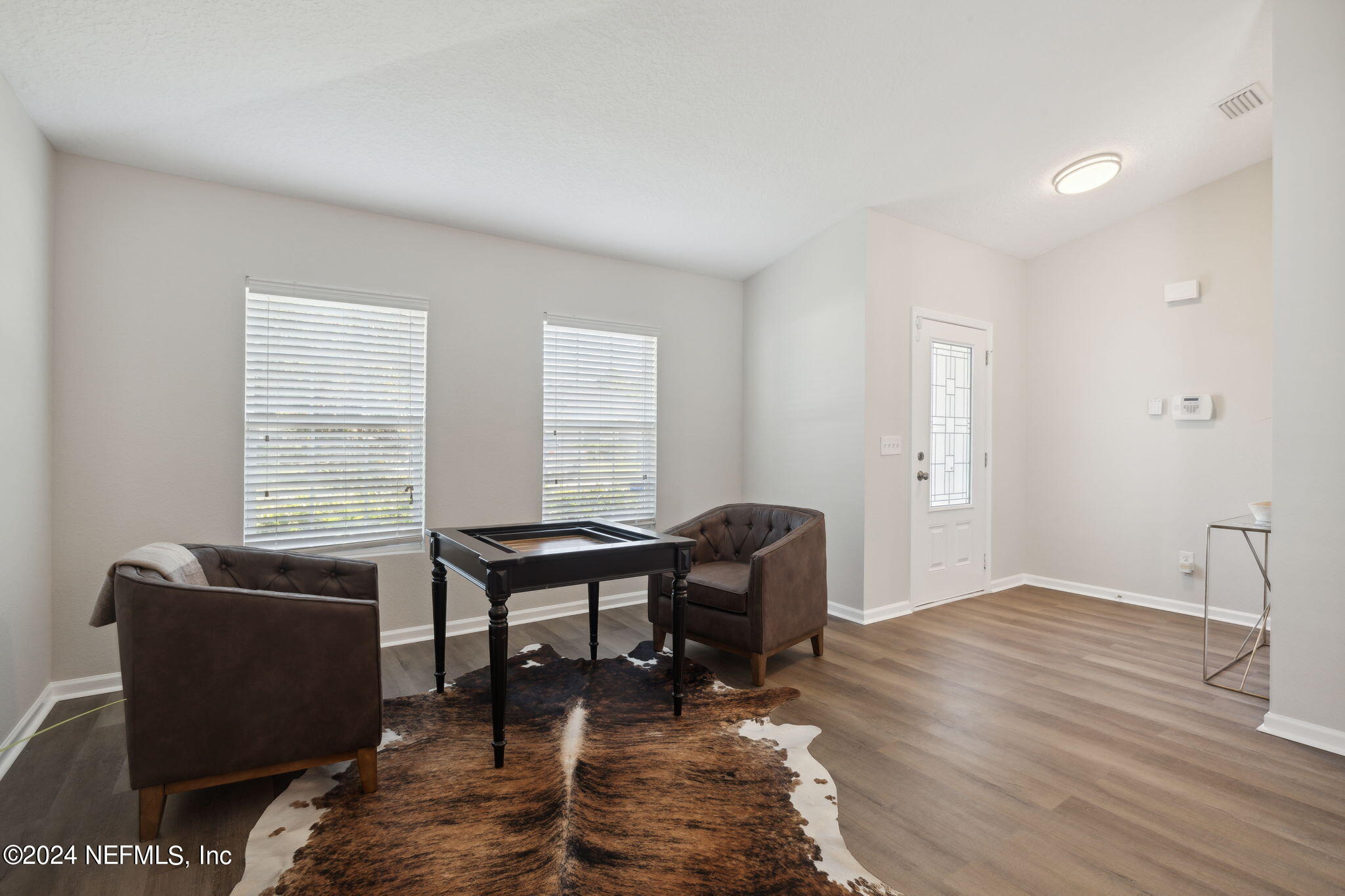 5784 Royalty Road Jacksonville, FL 32254 - Photo 9 of 54 Sitting room