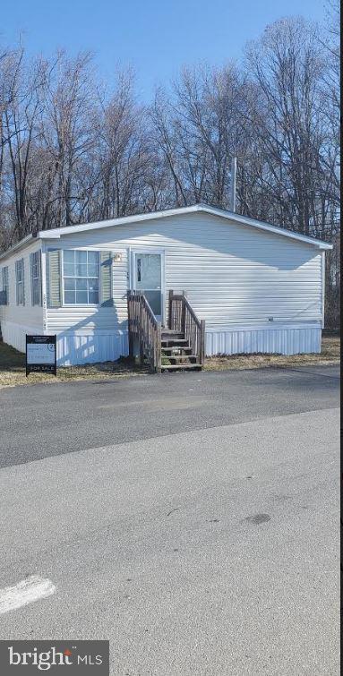 15 Woods End Road Dover, DE 19901 - Photo 1 of 13 Willow Tree Mobile Home Park