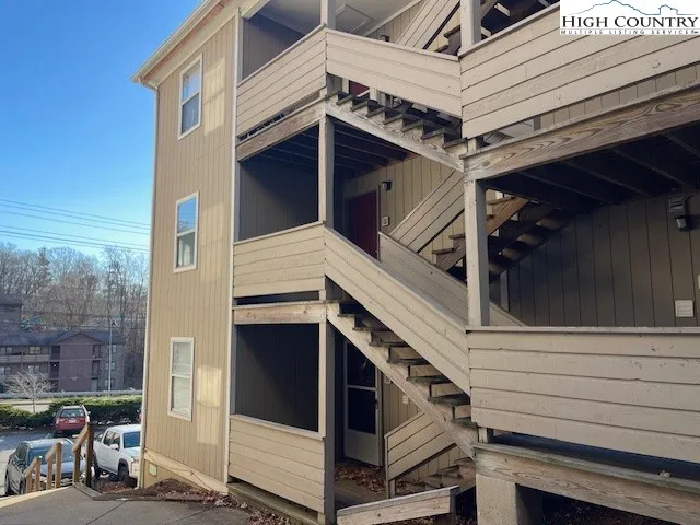 $260,000 | 229 East King Street, Unit 27, Boone, NC 28607