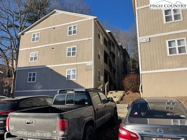 $260,000 | 229 East King Street, Unit 27, Boone, NC 28607