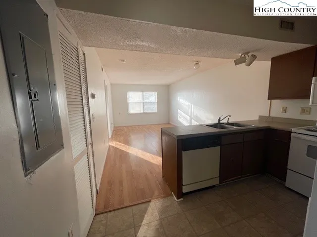 $260,000 | 229 East King Street, Unit 27, Boone, NC 28607