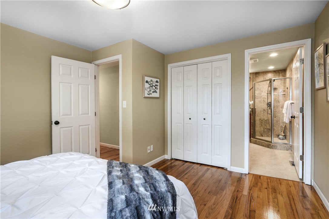 14827 Southeast 111th Place Renton, WA 98059 - Photo 18 of 26