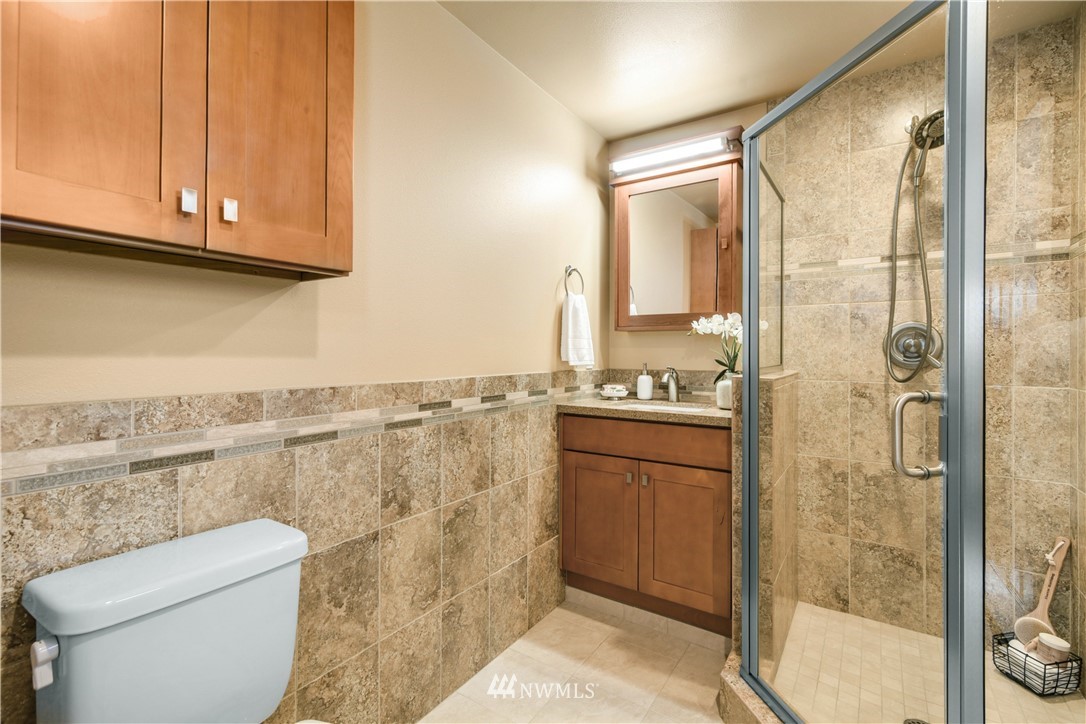 14827 Southeast 111th Place Renton, WA 98059 - Photo 19 of 26