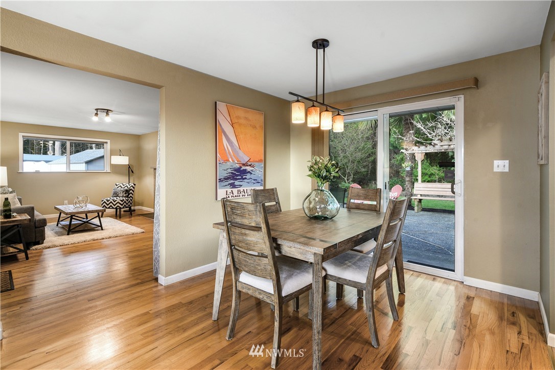 14827 Southeast 111th Place Renton, WA 98059 - Photo 6 of 26