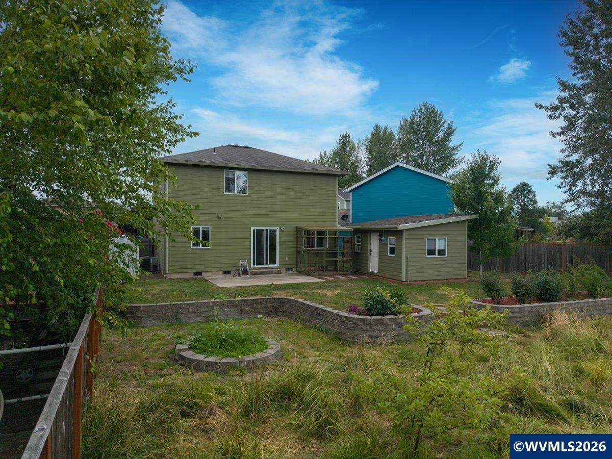 1978 Southwest Lyon Street Albany, OR 97322 - Photo 2 of 31
