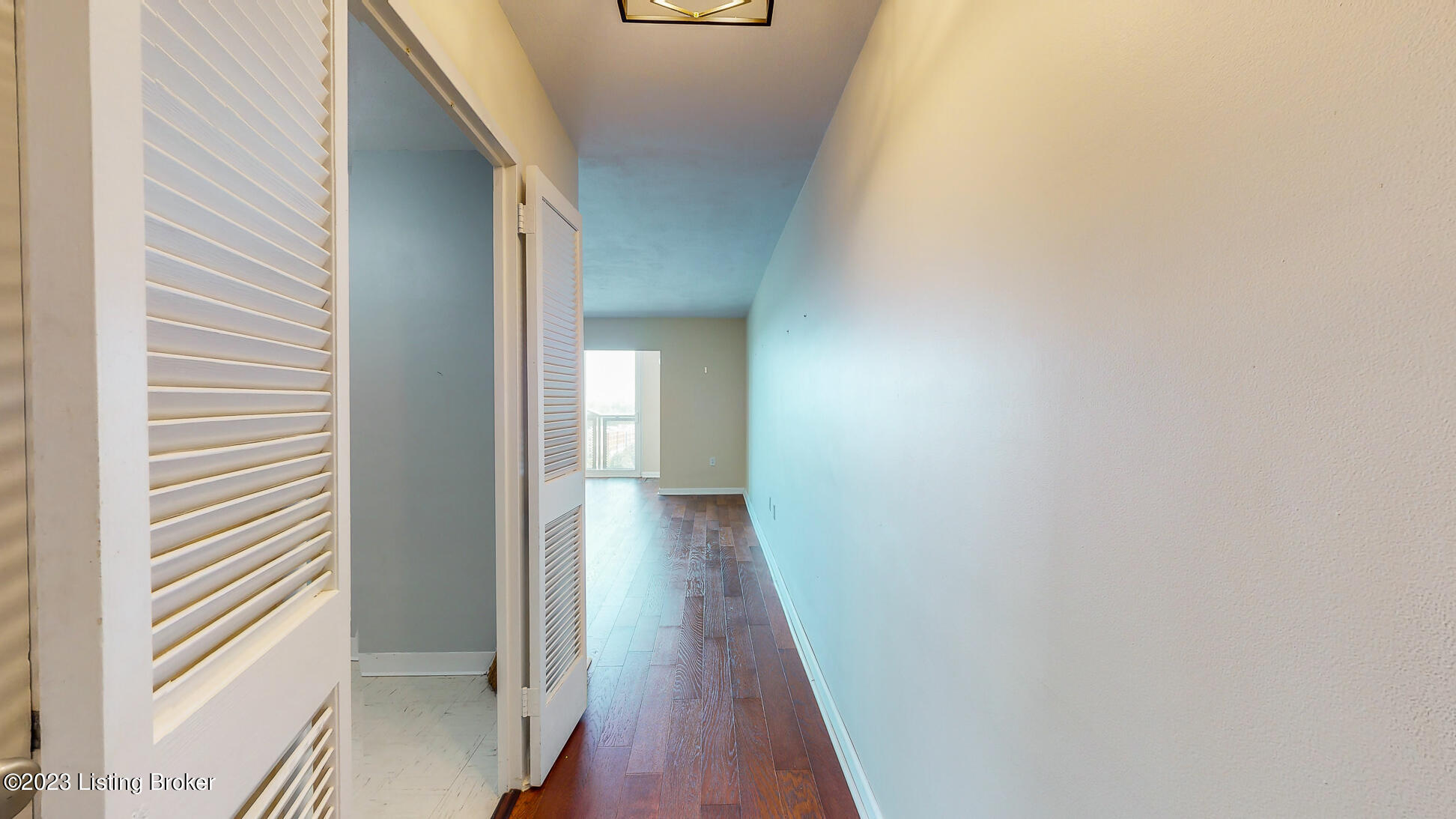 2121 Nicholasville Road, Unit 812 Lexington, KY 40503 - Photo 13 of 55 2121-Nicholasville-Rd_Unit-812_013