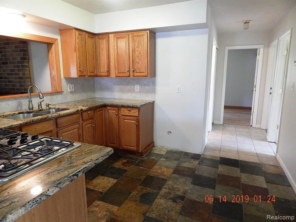 19222 Sylvia Road Romulus, MI 48174 - Photo 31 of 45 Gallery Image 31
