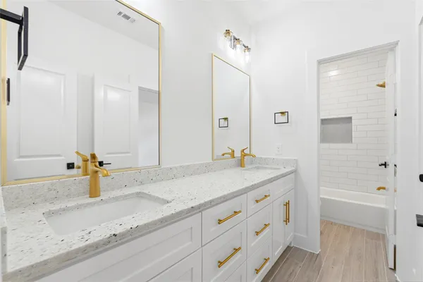 $675,000 | 2056 White Doe Court, Cleveland, TX 77328