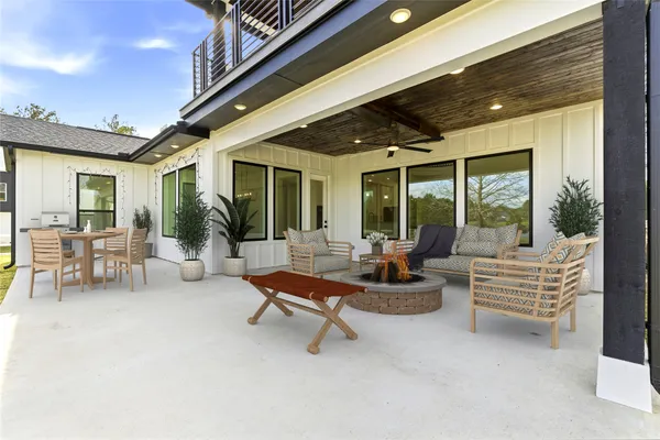 $675,000 | 2056 White Doe Court, Cleveland, TX 77328