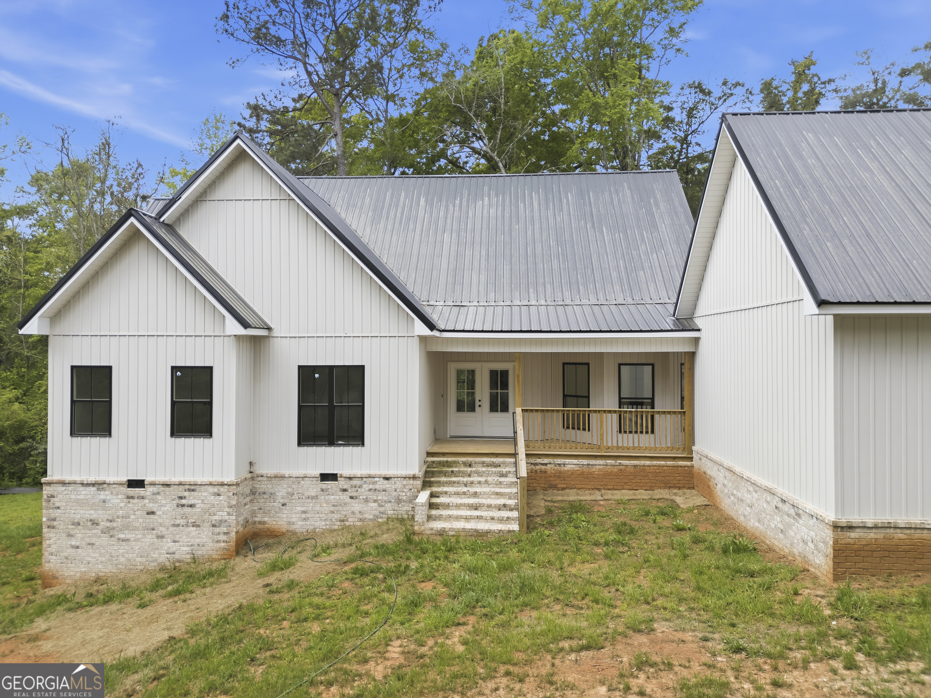 272 Clinton Crossing Drive Gray, GA 31032 - Photo 2 of 65