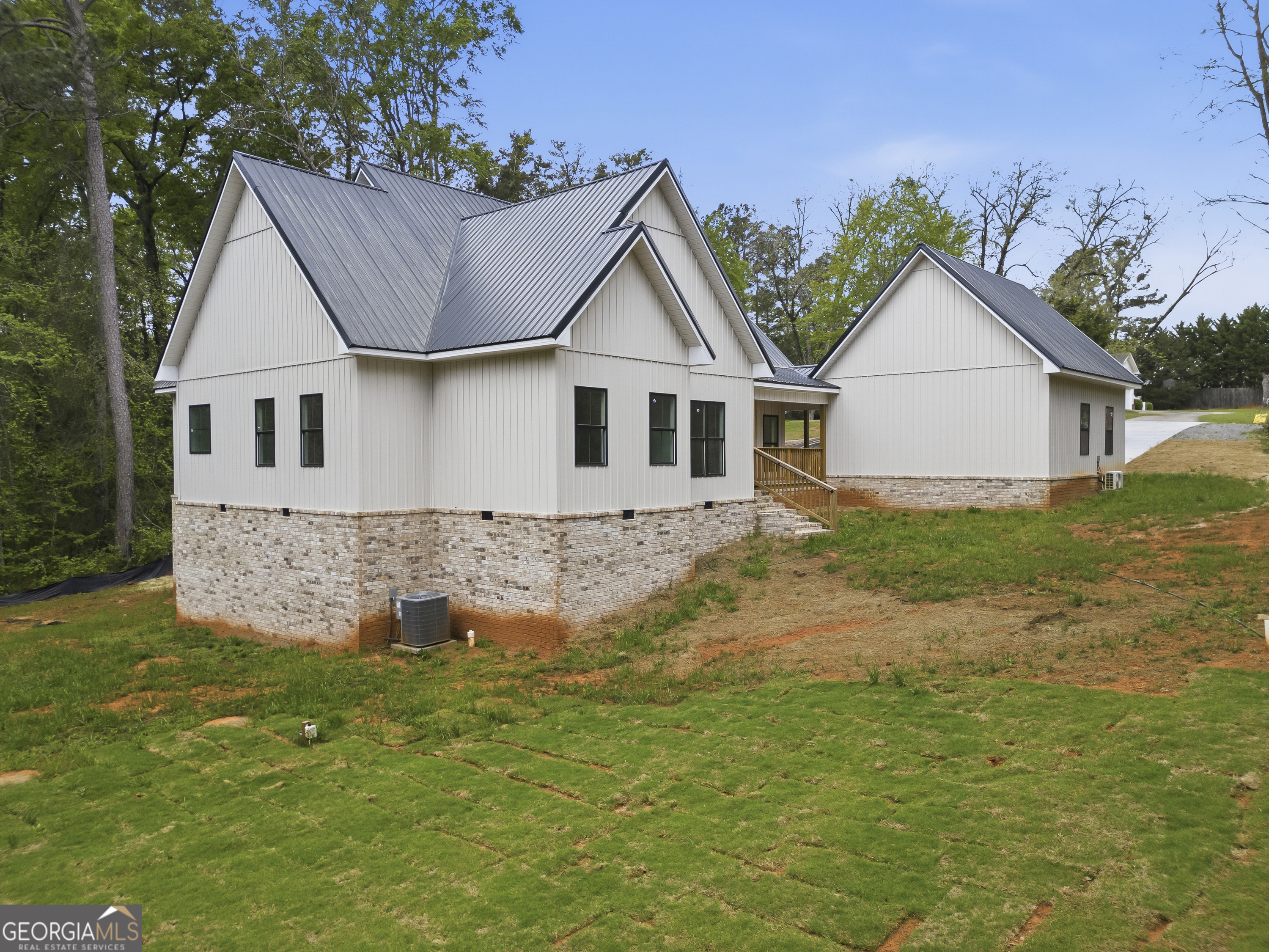 272 Clinton Crossing Drive Gray, GA 31032 - Photo 7 of 65