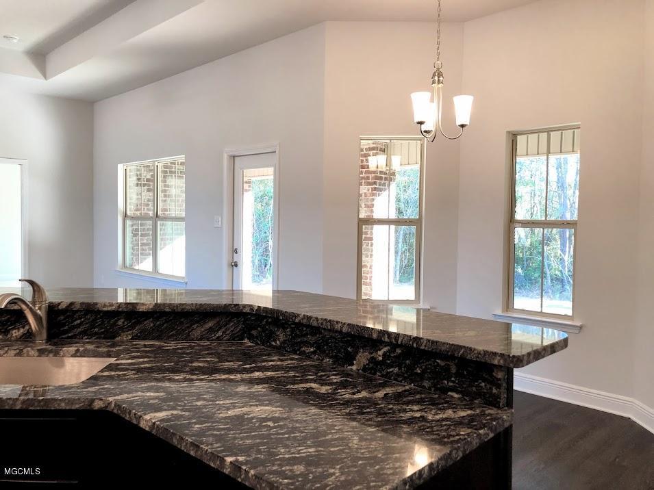 6225 Roxanne Way Biloxi, MS 39532 - Photo 5 of 24 breakfast nook